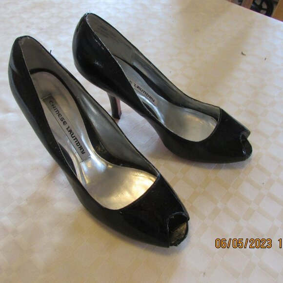 High heels with slight toe opening - Picture 1 of 5